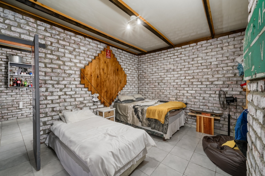 4 Bedroom Property for Sale in Cannonville Eastern Cape